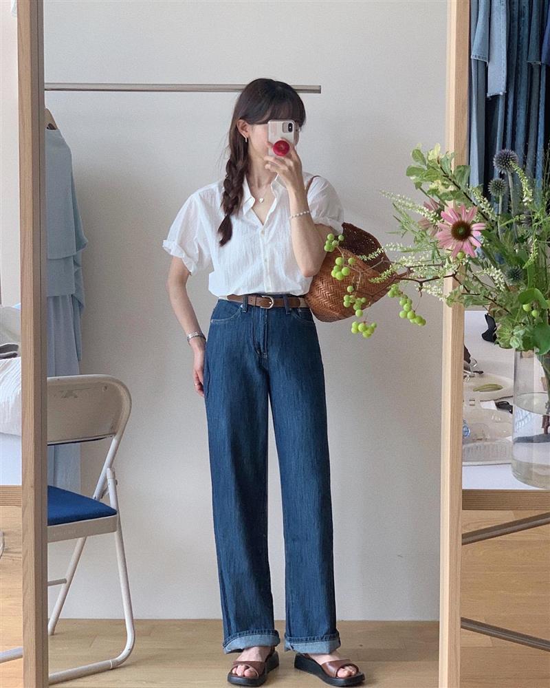 4 cách phối áo sơ mi nhẹ mát trong ngày nóng bức-3