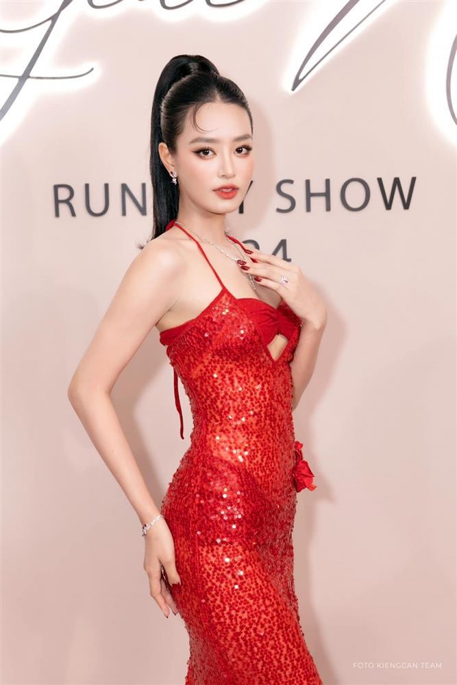 Nhan sắc ngọt ngào của Bùi Khánh Linh - Á hậu bị ngó lơ ở show hẹn hò-4
