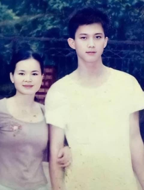 Hot boy bán nước mía quê Hoà Bình: Đổi đời nhờ đóng phim, cưới vợ hot girl sau 2 tháng yêu-2