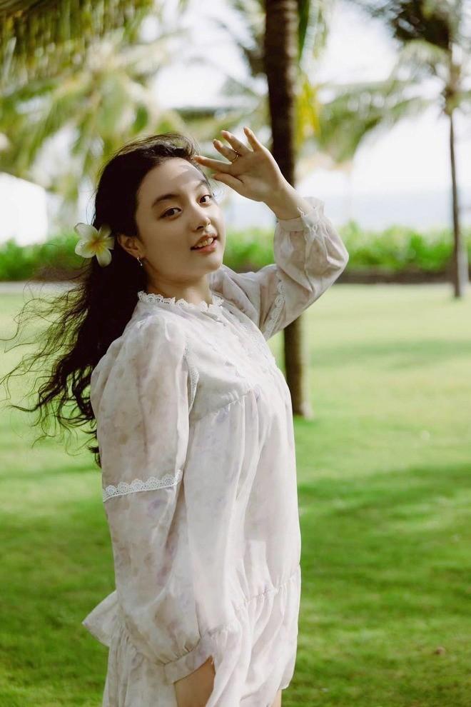 Nhan sắc trong veo tuổi 16 của nhóc tỳ đáng yêu trong Bố Ơi! Mình Đi Đâu Thế?-1