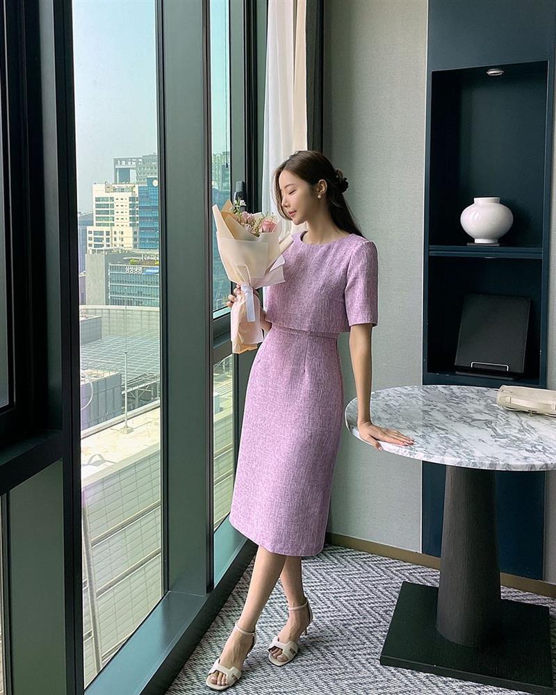 4 kiểu áo giấu nhược điểm cho nàng eo bánh mì-3