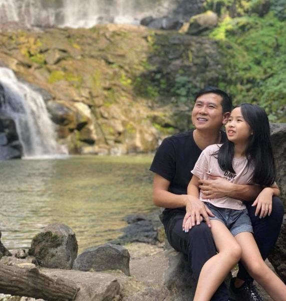 Con gái đầu lòng của Lưu Hương Giang và Hồ Hoài Anh gây sốt, được khen giống hệt mẹ-5