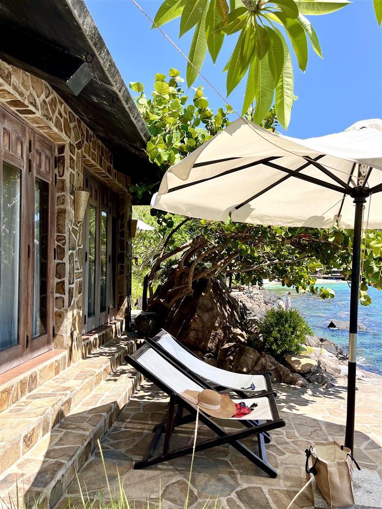 Bãi tắm ở Nha Trang được ví như Hawaii thu nhỏ, khách phát cuồng vì quá đẹp-5