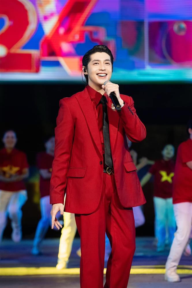 Một ca sĩ nổi tiếng: Trong showbiz này, dù hoạt ngôn, loạn ngôn đến đâu thì sự thật cũng sẽ lòi ra hết-2