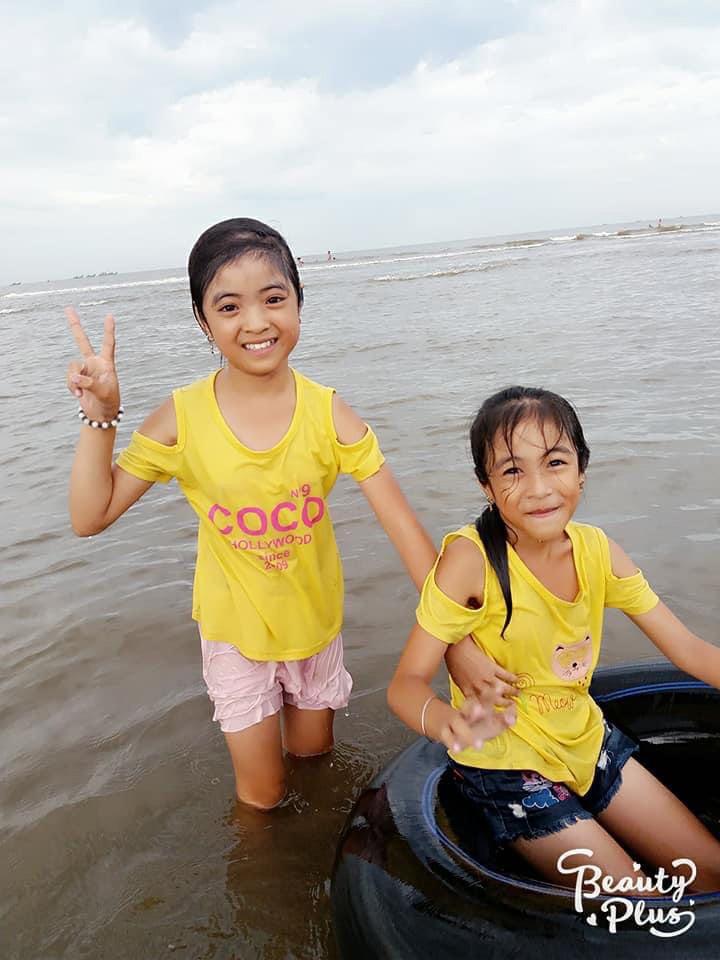 Độc lạ Nghệ An: Gia đình có tới 4 cặp sinh đôi-2