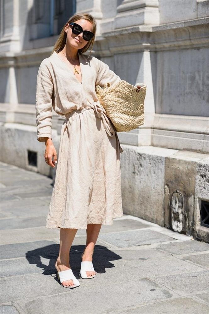 Trang phục từ vải linen giải nhiệt hè cho chị em công sở