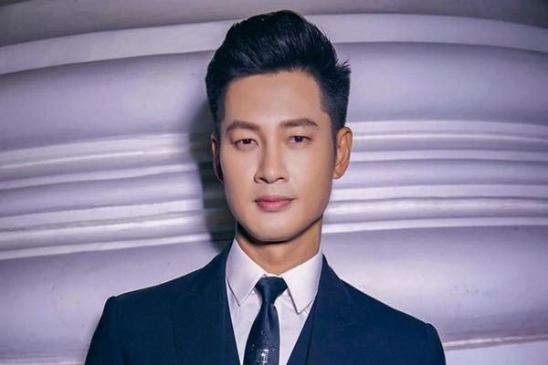 Ca sĩ Đức Tuấn bị chỉ trích-5