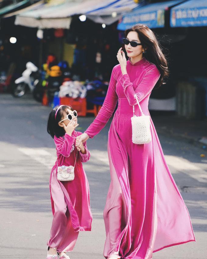 Dàn ái nữ của các nàng hậu Việt: Đều thừa hưởng vẻ đẹp lẫn chiều cao vượt trội từ mẹ-4