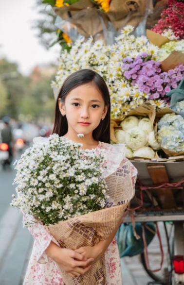 Dàn ái nữ của các nàng hậu Việt: Đều thừa hưởng vẻ đẹp lẫn chiều cao vượt trội từ mẹ-5