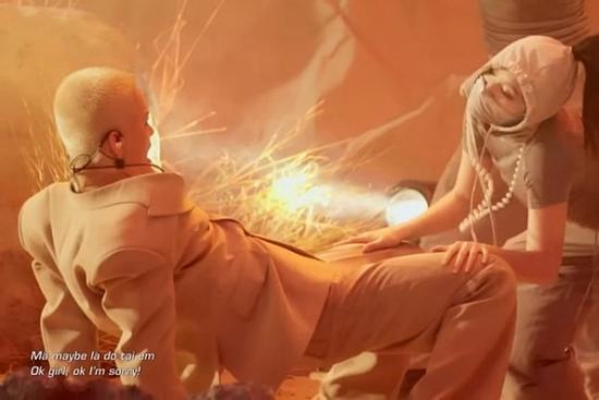 Khán giả chê vũ đạo show Anh trai say hi phản cảm