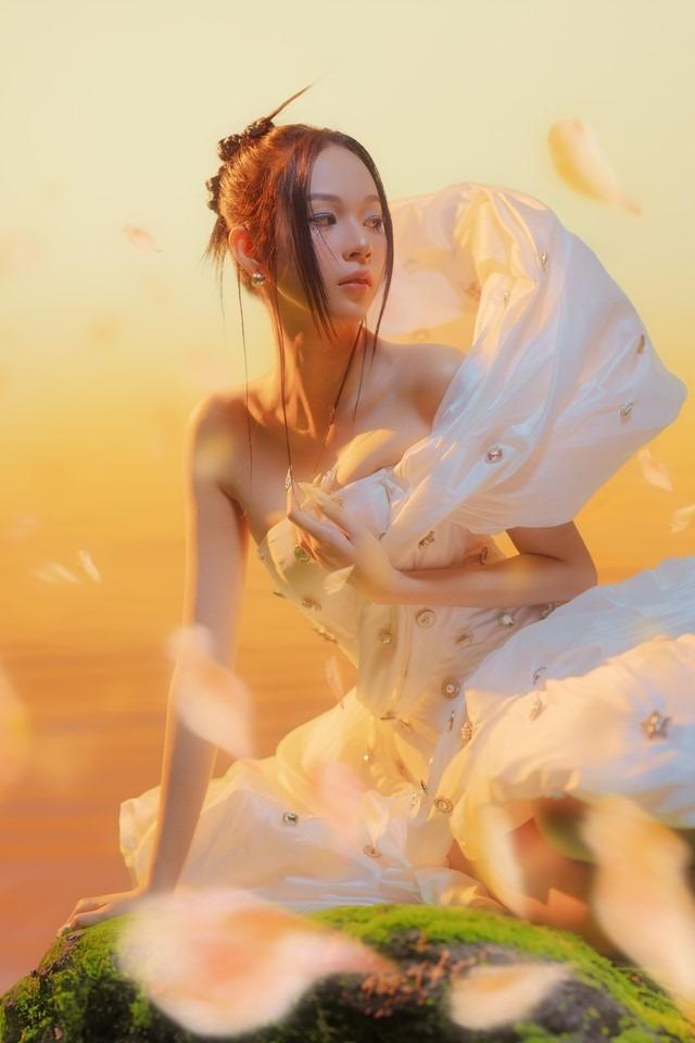 Trung Quân nghiêm khắc khi làm thầy giáo cho Phí Phương Anh-3