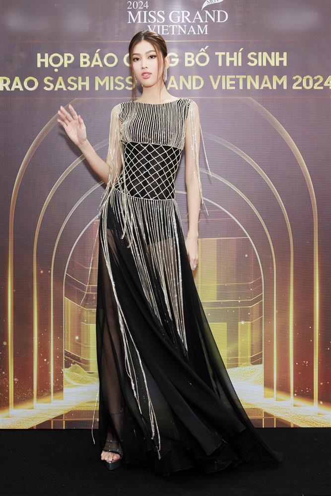 Minh Tú gợi cảm táo bạo, 4 người đẹp rút khỏi Miss Grand Vietnam 2024-6