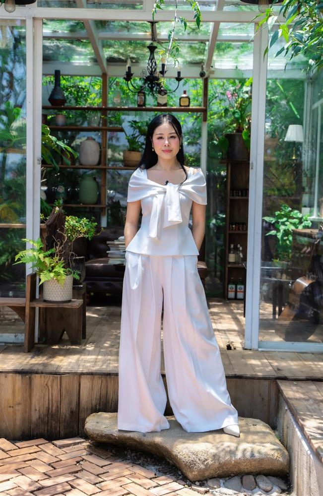 Nam Thư gặp biến nước sôi lửa bỏng, đàn anh từng sống chung nhà có thái độ lạ, bị đào lại phát ngôn gay gắt ngay trên show thực tế-5