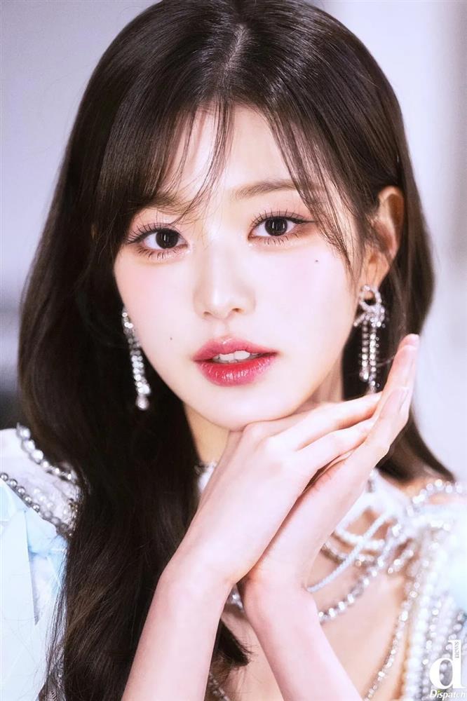 Dispatch tung ảnh gây sốc của công chúa Kpop-2