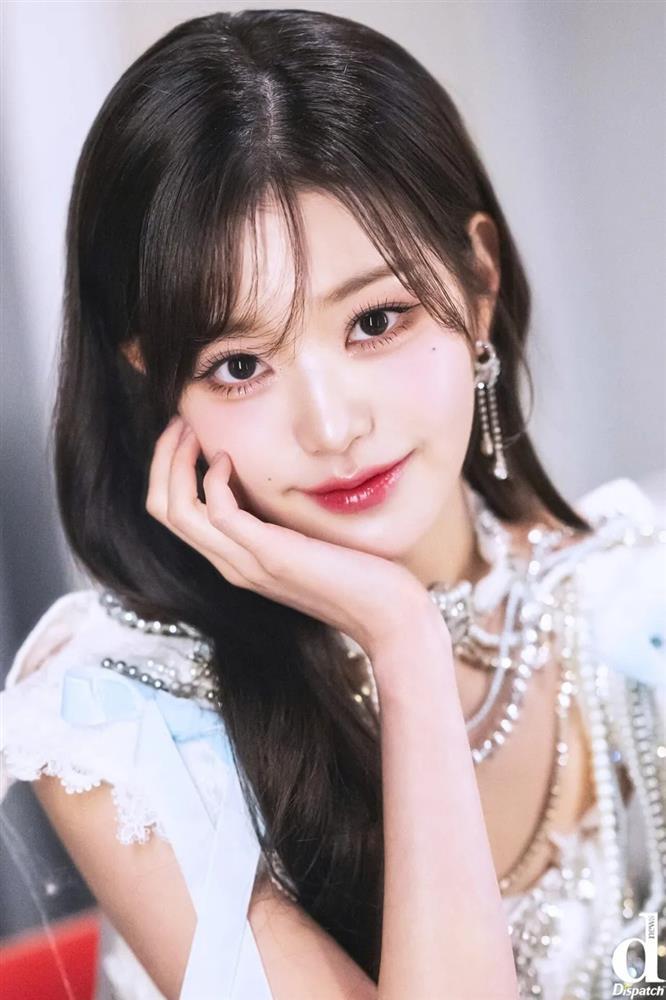 Dispatch tung ảnh gây sốc của công chúa Kpop-4