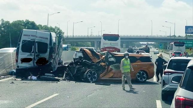 Vụ tai nạn thảm khốc trên cao tốc Hà Nội - Hải Phòng: Tài xế dừng xe ở làn 120km/h-1