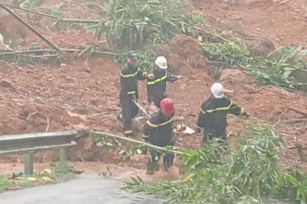 Sạt lở ở Hà Giang: Bộ trưởng Công an chỉ đạo quyết liệt tìm kiếm cứu nạn-2