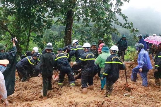 Sạt lở ở Hà Giang: Bộ trưởng Công an chỉ đạo quyết liệt tìm kiếm cứu nạn