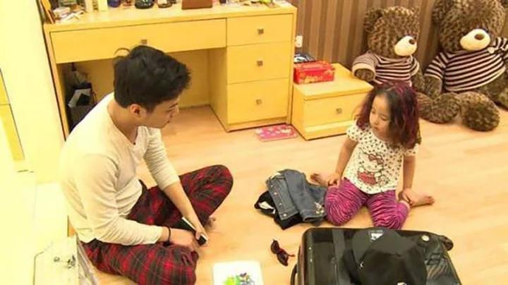 Ái nữ con ngoan, chị đảm nhà Hồng Đăng: Trổ mã ra dáng thiếu nữ, hiểu chuyện lại còn chăm em cực khéo-1