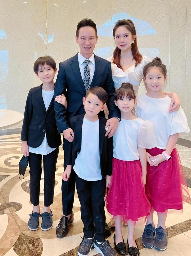 2 sao nam Việt lấy vợ là người nổi tiếng kém 17 tuổi: Ai cũng giàu khủng, hạnh phúc chứng tỏ tuổi tác chỉ là con số-5