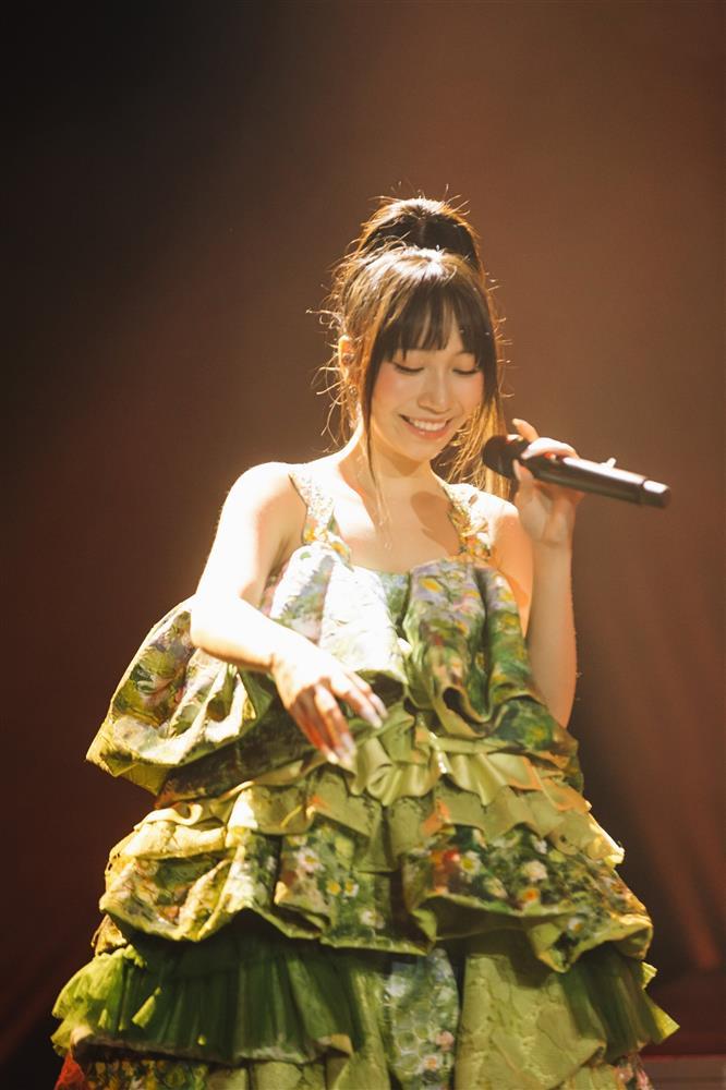 Ca sĩ Mỹ Anh: Chỉ cần một video ‘cắn’ view đã nổi tiếng-4