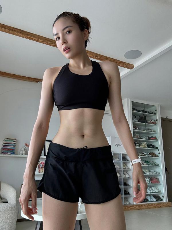 Hoa hậu Kỳ Duyên có làn da căng bóng nhờ 6 bước chăm sóc đáng tham khảo-2