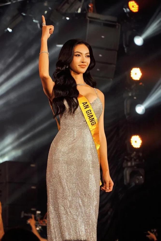 Những người đẹp đam mê đi thi hoa hậu-4