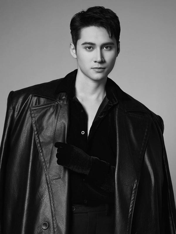 Có bố là võ sư, Mr World Vietnam 2024 Tuấn Ngọc giỏi tiếng Anh và nhiều tài lẻ-11