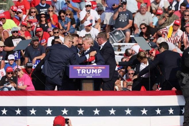 Danh tính nghi phạm nổ súng bắn ông Trump-2