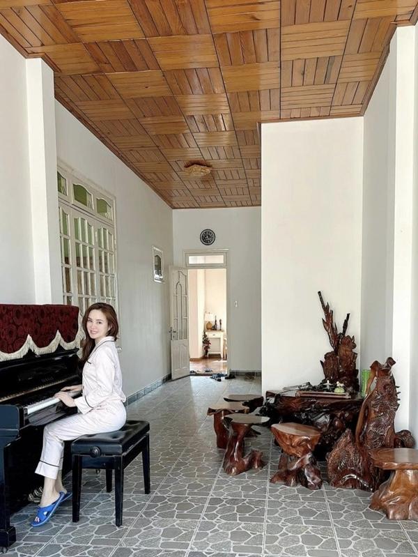 Choáng ngợp với cơ ngơi xanh mướt ở Đà Lạt của nữ ca sĩ Việt và chồng đại gia-7