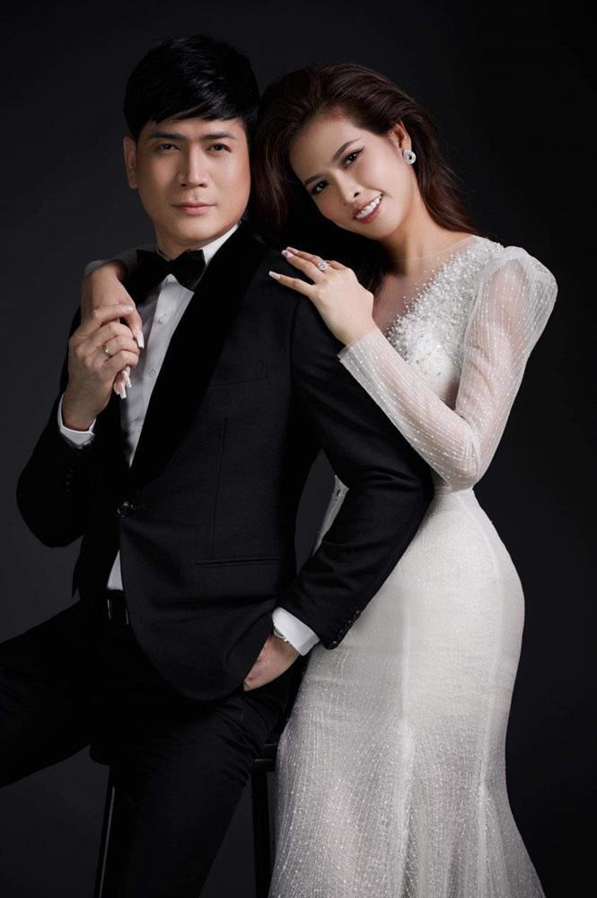 Ông hoàng nhạc miền Tây Quách Thành Danh: Hôn nhân yên bình bên vợ, đặt tên cho 5 nhóc tỳ cực ý nghĩa-3