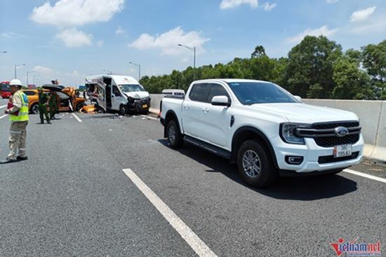 Khởi tố vụ án liên quan tai nạn làm 2 người chết trên cao tốc Hà Nội - Hải Phòng