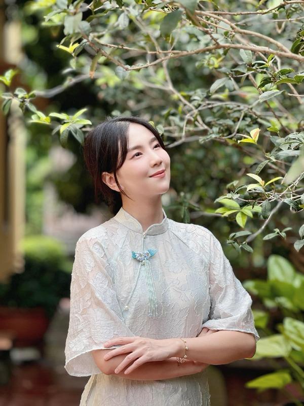 MC Mai Ngọc có làn da căng mọng ở tuổi 34 nhờ thói quen hàng ngày ít ai biết-5