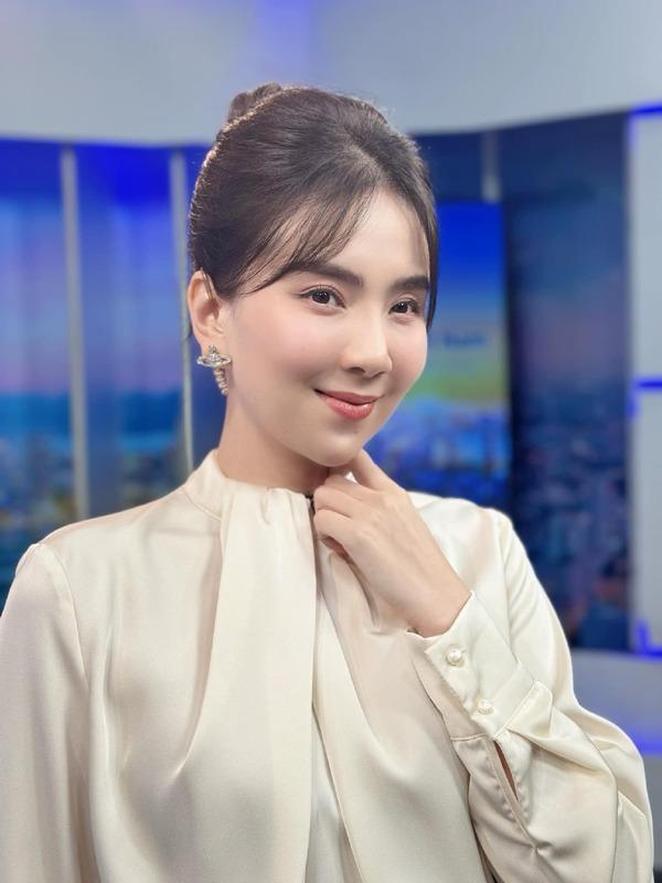 MC Mai Ngọc có làn da căng mọng ở tuổi 34 nhờ thói quen hàng ngày ít ai biết-6