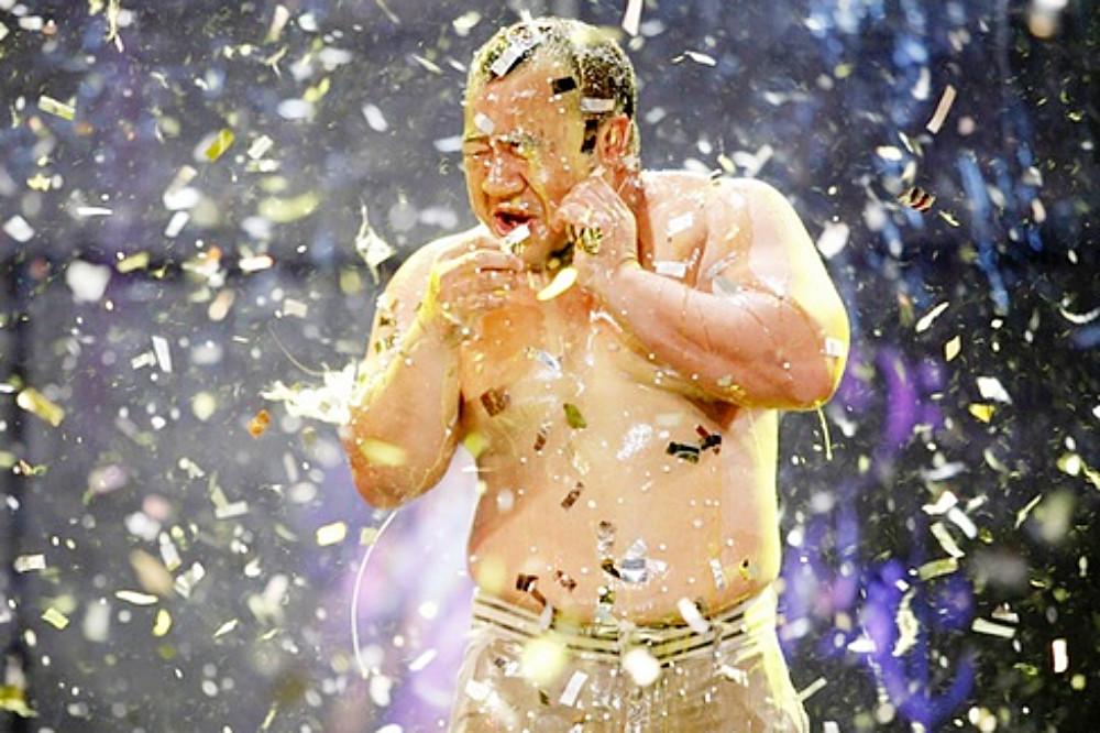 Lột đồ sao Việt trên truyền hình: Ranh giới giữa hài hước và phản cảm-10