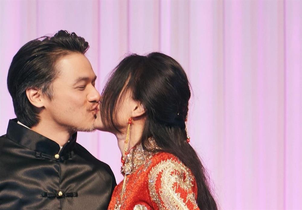 Thư Kỳ: Từ diễn viên phim khiêu dâm thành ngôi sao nổi tiếng, hạnh phúc tuổi 48-10