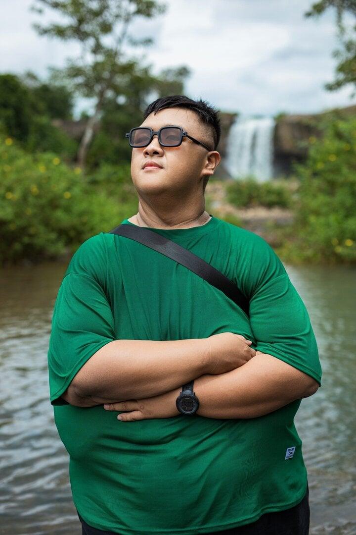 Chàng trai bị suy dinh dưỡng dù nặng 230kg-3