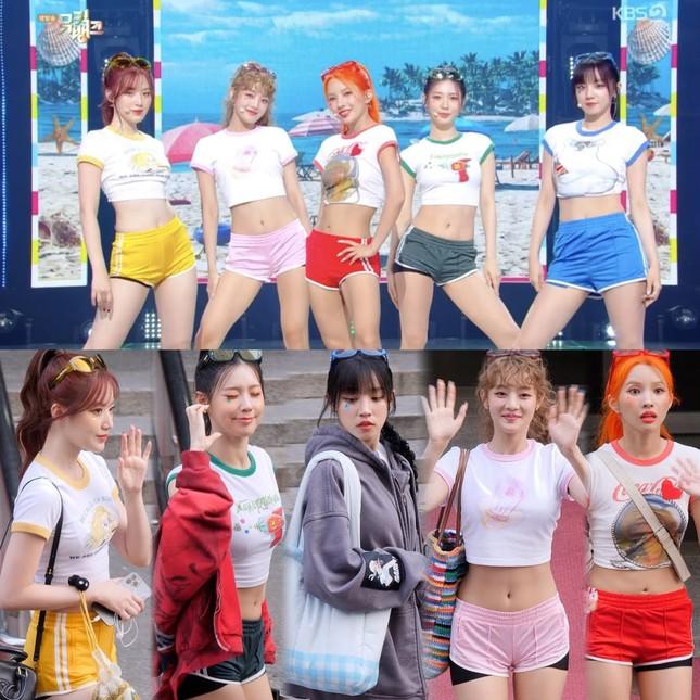 Nhóm nhạc nữ diện đồ quá ngắn-1