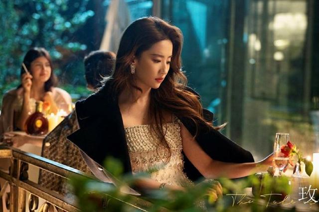 Mỹ nhân 37 tuổi xinh như gái 18 gây chú ý với khối tài sản 4.000 tỷ nhưng vẫn độc thân-2