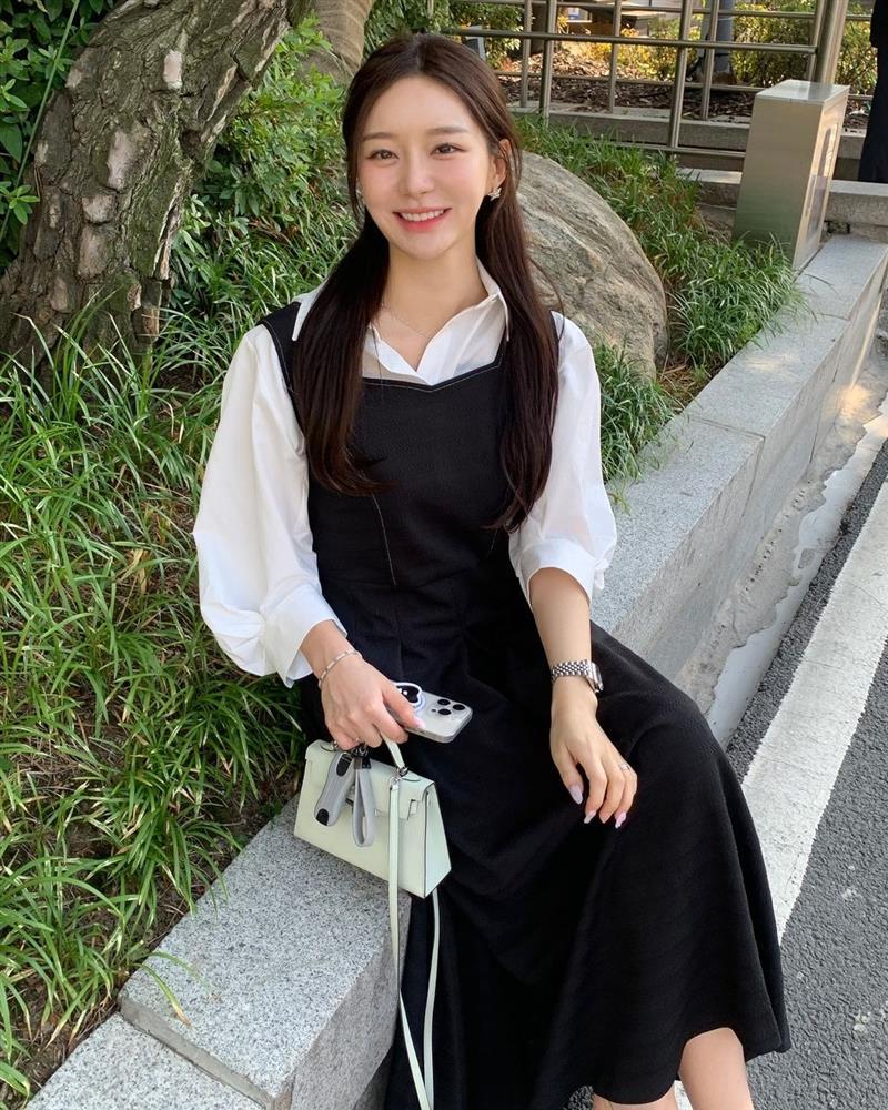 Học nàng blogger mê diện áo sơ mi 7 cách lên đồ để mặc đẹp cả năm-5