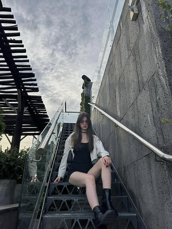 Em gái thủ môn Đặng Văn Lâm: Theo nghiệp múa, nhan sắc ngọt ngào ở tuổi 17-8