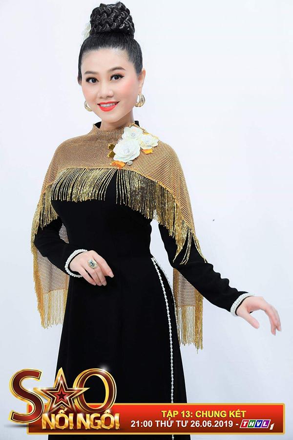 Đời thực của nữ NSND cải lương tài sắc: U50 độc thân, không gặp áp lực lấy chồng-5