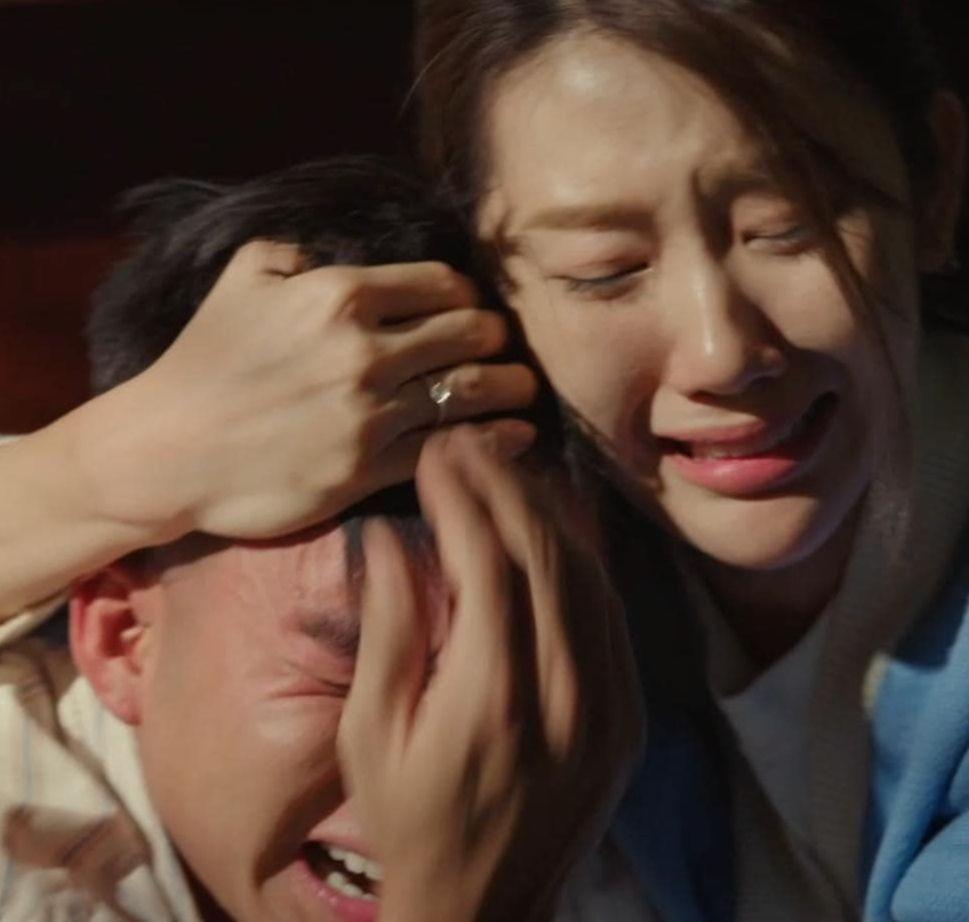 Vai diễn gây ức chế của Thúy Ngân-2