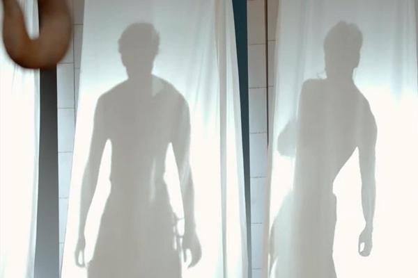 Nghệ sĩ bị gameshow tình dục hóa-1