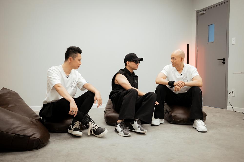 Phan Đinh Tùng mổ đầu gối 2 lần, gặp khó khăn khi tập nhảy-4