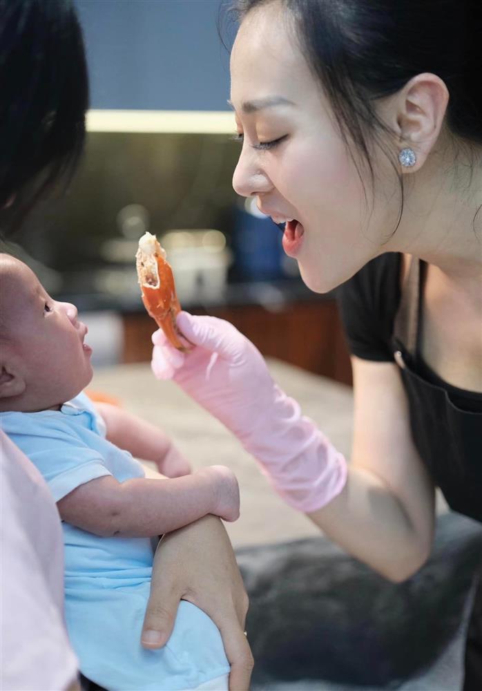 Shark Bình nịnh Phương Oanh hết lời, tiết lộ tài lẻ của vợ-4