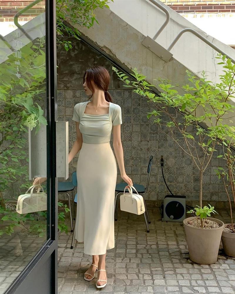 Kiểu áo gợi cảm một cách tinh tế, diện đi làm hay đi chơi đều hợp-6