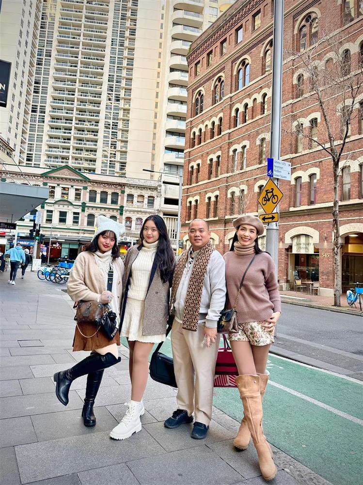 Thúy Hạnh chuẩn bị cho con du học Úc: Dẫn cả nhà sang thăm trường-6