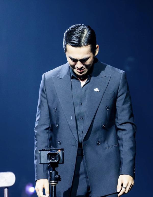 Mỹ nam Mùa Hè Sôi Động thay đổi ngoạn mục ở tuổi U40, lấy hết nước mắt của khán giả ở Anh Trai Vượt Ngàn Chông Gai-4