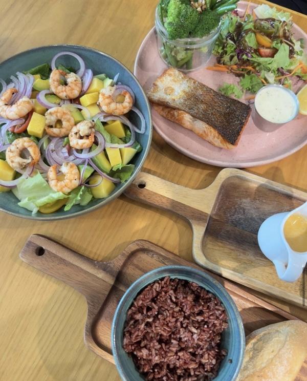 Kỳ Duyên trổ tài làm đồ ăn giảm cân đẹp mắt, khiến cộng đồng mạng ngả mũ thán phục-12